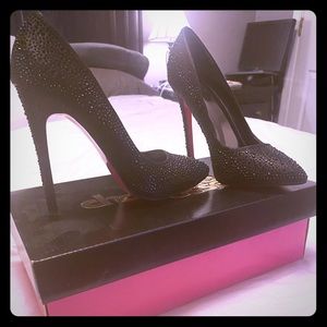 Charlotte Russe Black Sparkly Pumps